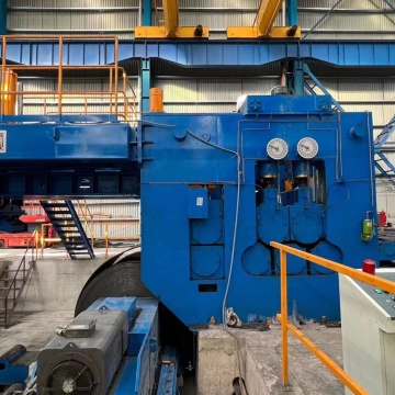 Macchina per appiattimento e livellamento della bobina in acciaio