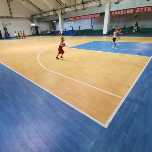 Basketball-Sportboden nach amerikanischen High-School-Basketball-Standards