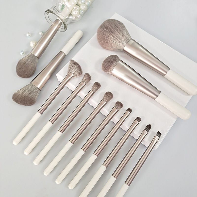 how to clean makeup brush at home