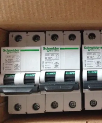 PLC SCHNEIDER QUANTUM 140 SCHNEIDER 140NOM212