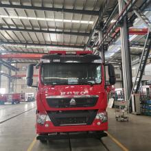 Camion de pompiers du réservoir d&#39;eau de 16 tonnes