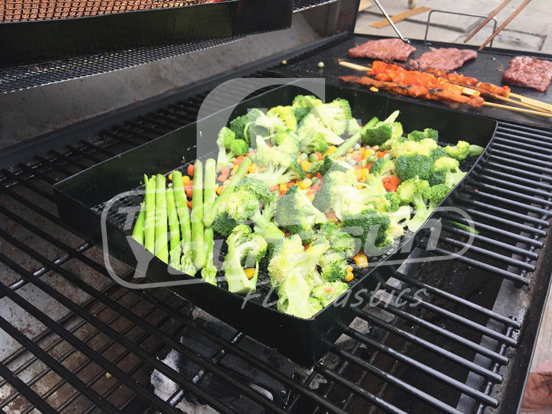 Set of 2 Non-Stick Oven Crisper Trays