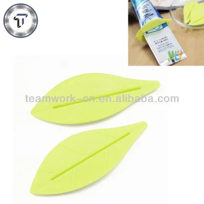 Plastic leaf toothpaste extruding tools, toothpaste squeezer