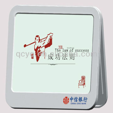 2013 QCY-Z-T041 acrylic fashionable and high quality square desk calendar display