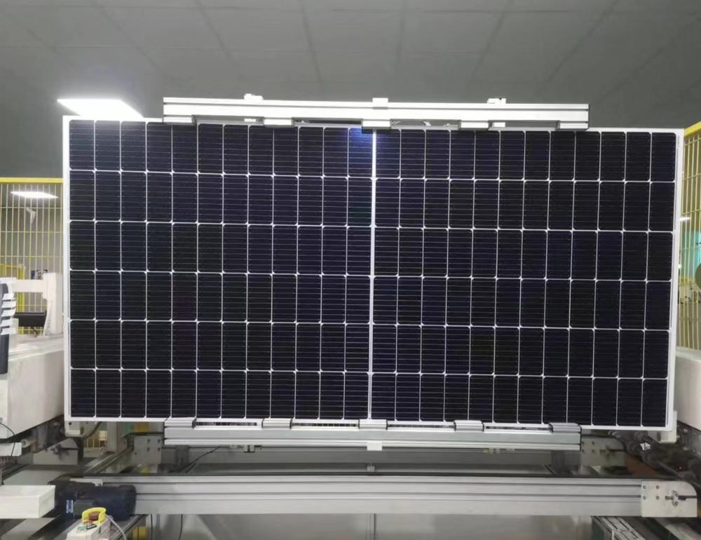 Jinko mono solar panel with high power