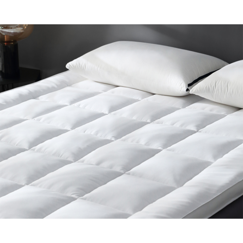 হোটেল হোয়াইট ফেদার সিল্ক ম্যাট্রেস টপার