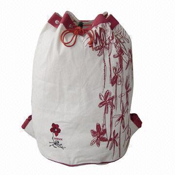 Laundry Bag with PP Webbing Shoulder Strap, Suitable for Promotional Purposes
