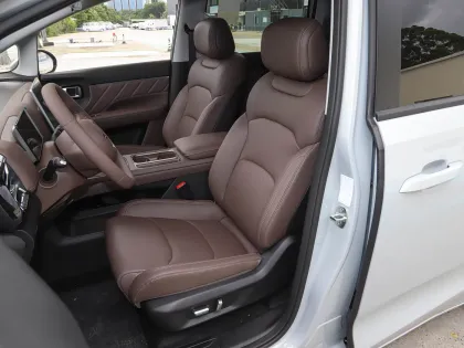 Wuling Starlight 730 2026 MY PHEV 125km Premium