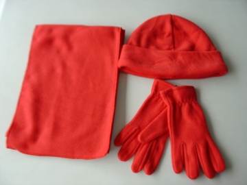 3 set:hat,gloves,scarf