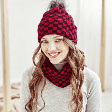 Winter bib set acrylic plaid pom pom hat