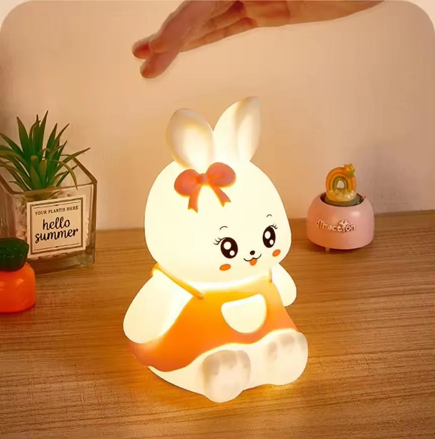 Linda luz nocturna de animales: diseño de conejo para la decoración de la guardería silicona luz suave