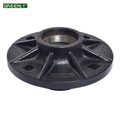 G2900K 2555-115 Yetter cast iron hub with cap