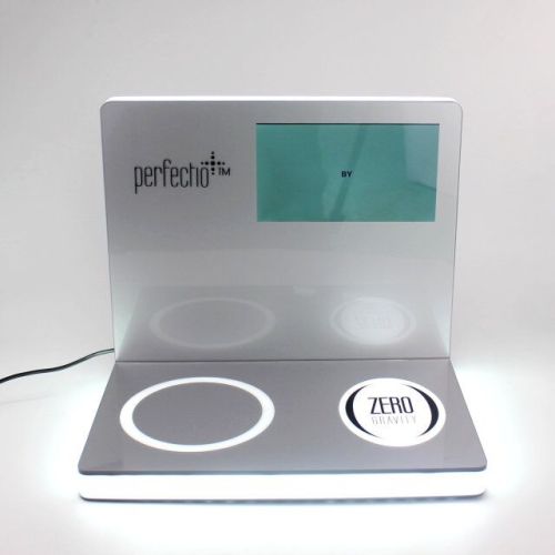 Advanced Cosmetic Acrylic Display Racks with LED