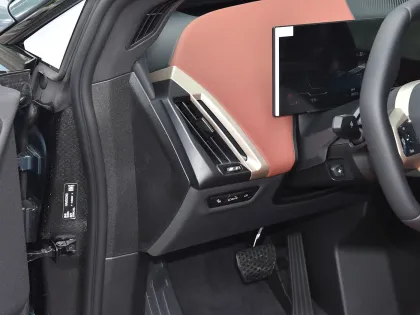 BMW IX Pure Electric Mid-Size SUV Luxury Electric Vehicle Electric SUV