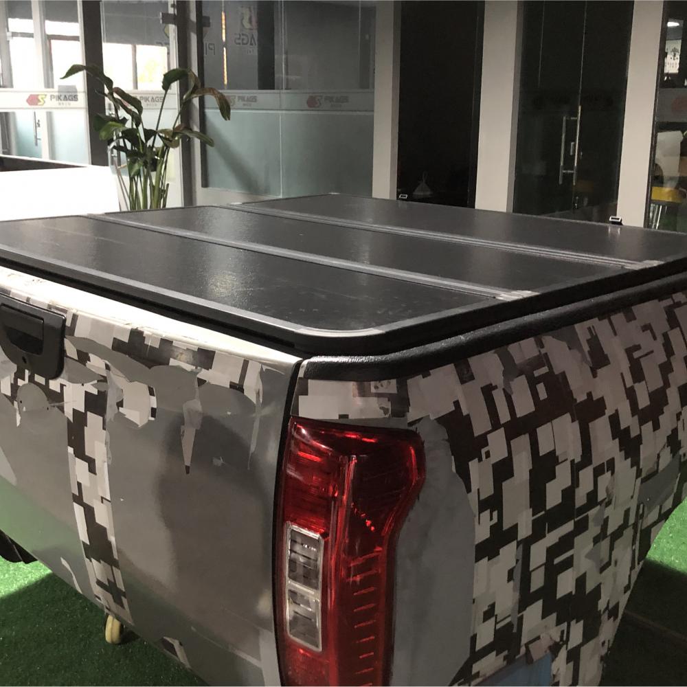 Chevrolet cargo fold tonneau cover