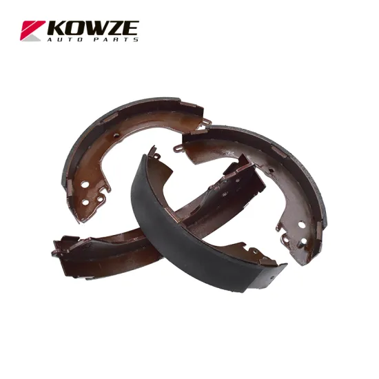 Automobile Brake Shoes Set for Mitsubishi Delica Space Gear L200 L400 Montero Pajero Sport MR178826