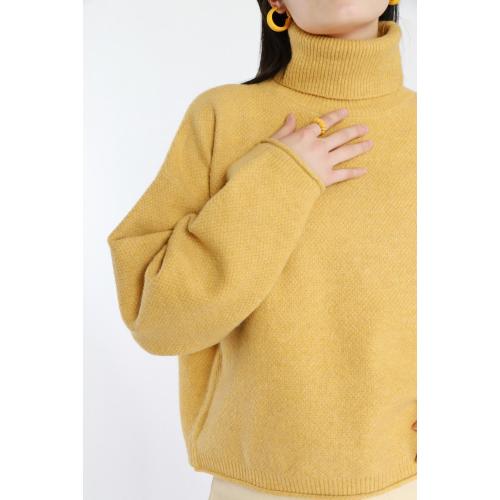 Long-sleeved Knit Top with Stand Collar