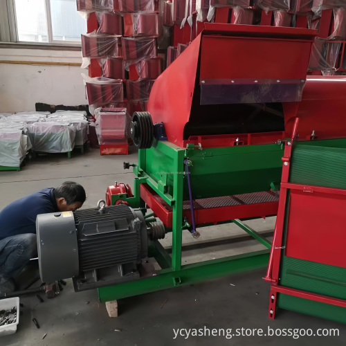 High-Efficiency Peanut Harvesting Tractor with Dry Fresh Picker: The Ultimate Groundnut Machine