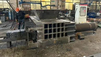 Aluminum Scrap Baler