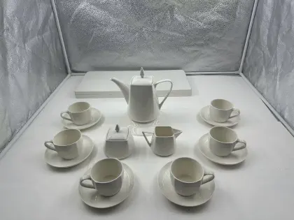 Fashionable ceramic tea set