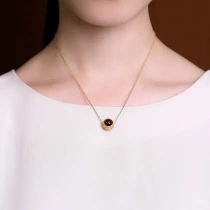 Gold-Plated Natural Garnet Inlaid Temperament Retro Bracelet