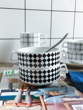 Bacia de sopa preto e branco contemporânea atraente