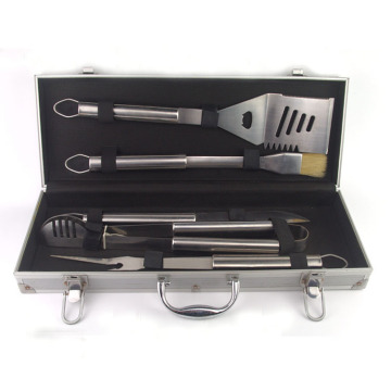 4-teiliges BBQ-Set in Aluminiumbox