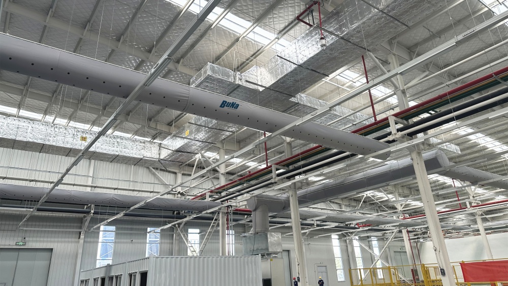 Production workshop applied air distribution pipe