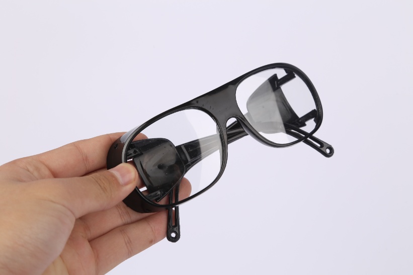 welding glasses