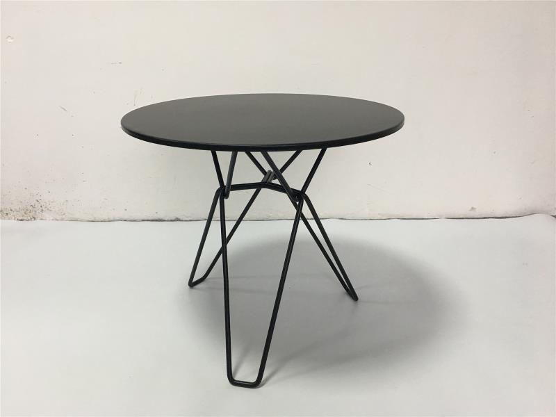 Tavolino rotondo con tavolino da caffè nero