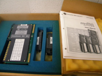 ROCKWELL 2711P-K7C4A8 2711P-B7C22A9P