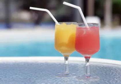 Hot and Cold Drink Dispenser for Quick Service Restaurants