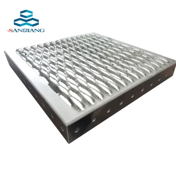 Anti-Skid Steel Grating and Walkway Mesh Panels: Enhancing Safety on Floors, Roofs, and More