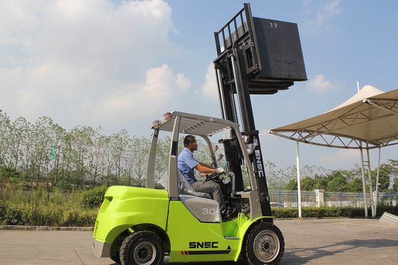 New 3T Forklift