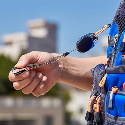 Multifunctional Outdoor Fishing Supplies Fishing Line Cutting Fishing Tools Fishing Line Hooks Wearing eye Mini Tools