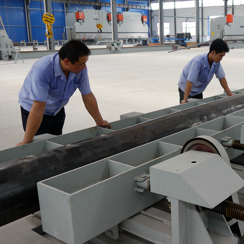 Mechanical seaming machine