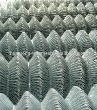 whosale chain link fence from Hengtong factory