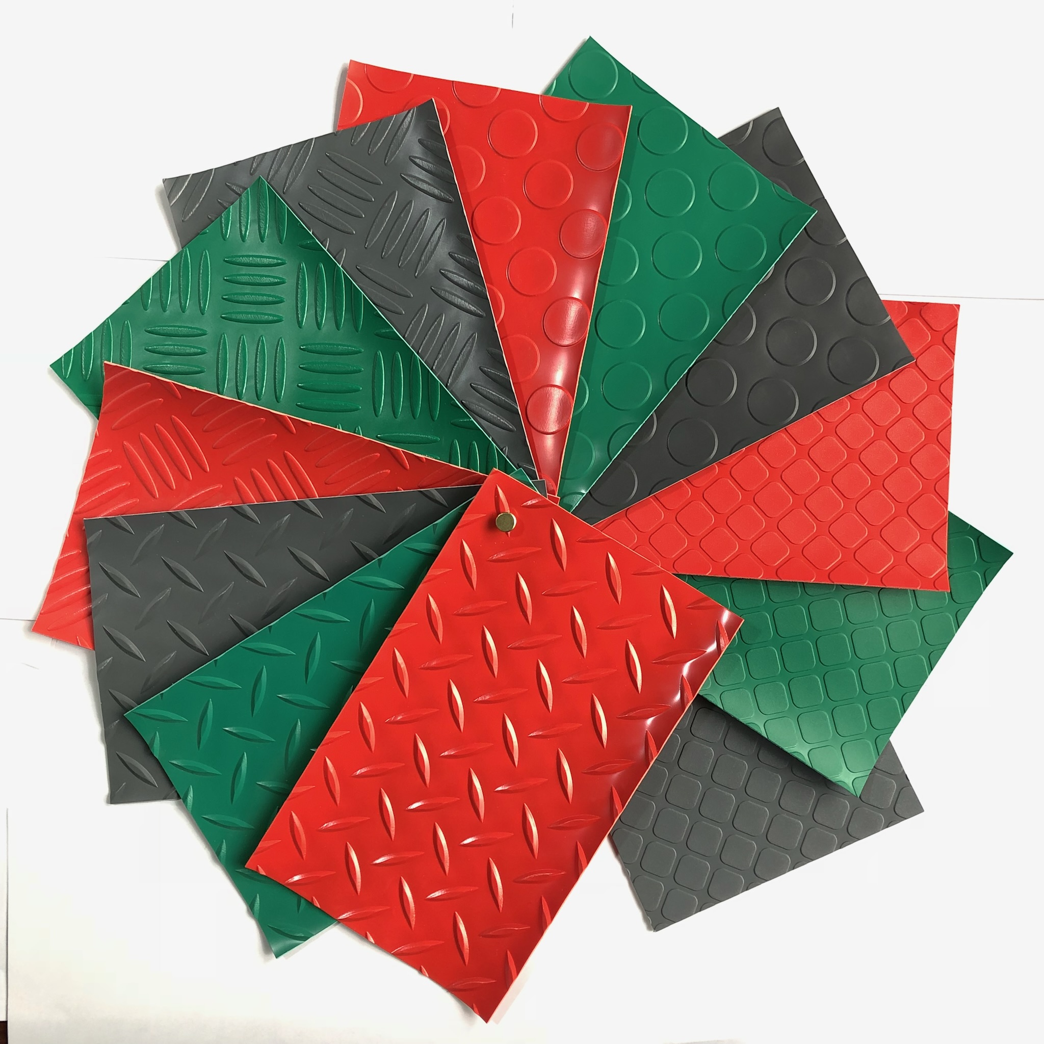 Полное покрытие ПВХ против скольжения для повышения безопасности