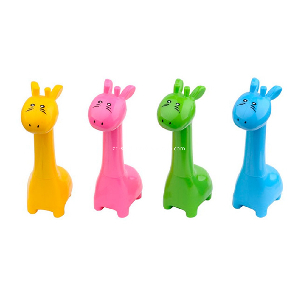 Giraffe Shape Plastic Ball Pen