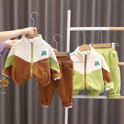 Wholesale Autumn/Winter Girls' Clothing Set: Cashmere Hoodie & Two-Piece Outfit