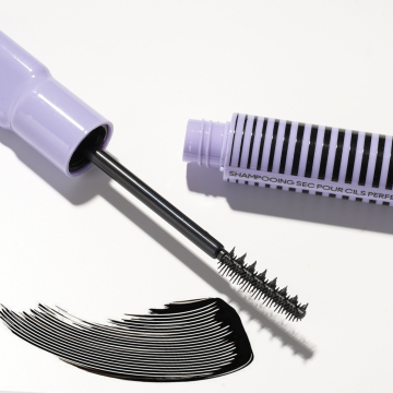 Vegan Waterproof 4D Silk Fiber Mascara for Thick, Lengthening Eyelashes and Brow Tint Gel