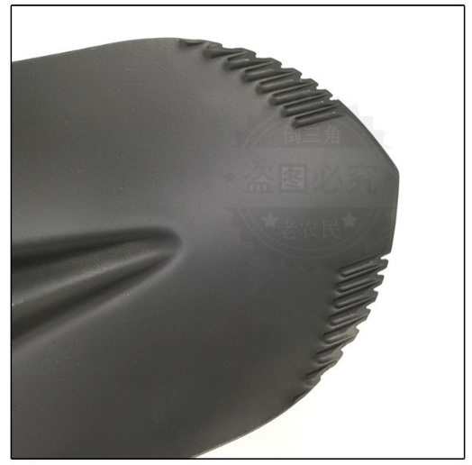 New product Russia Agricultural Shovel with Square Blade and Comfortable D-Grip A Fiberglass Handle