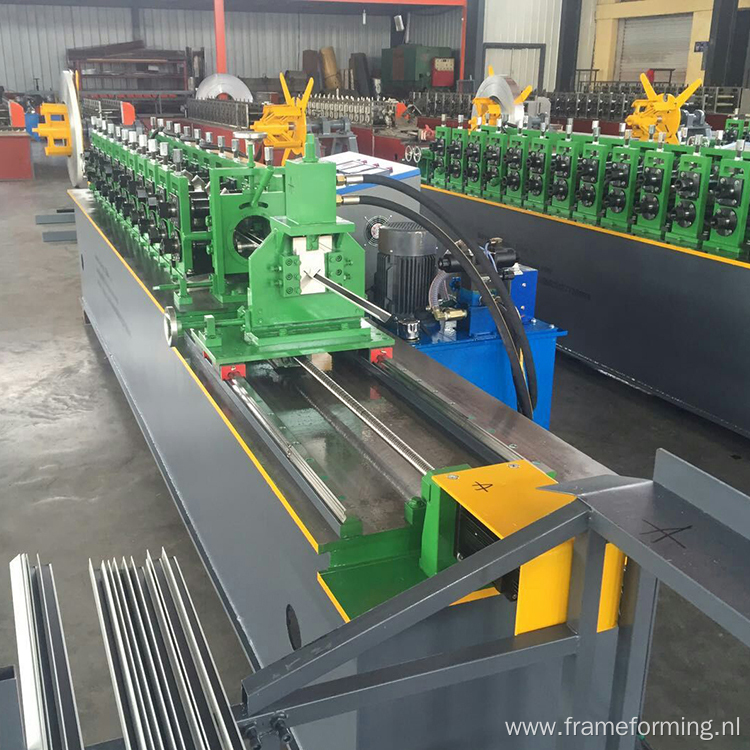 Steel wall angle roll forming device