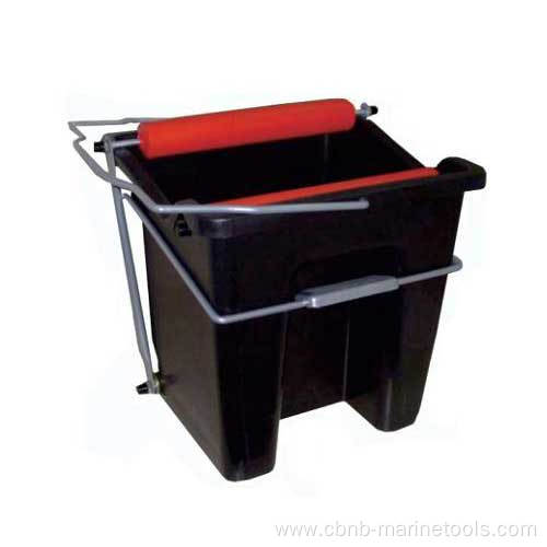 Industrial plastic mop bucket wringer