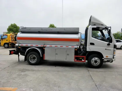 FOTON 5000-6000LITERS Fuel truck