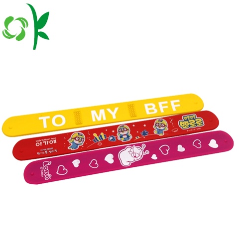 Dễ thương Silicone Slap Bracelet lớp dây đeo cổ tay với thẻ