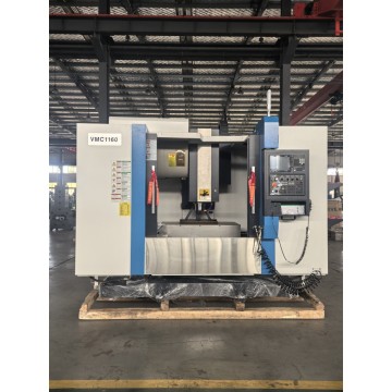 High precision vertical machining center