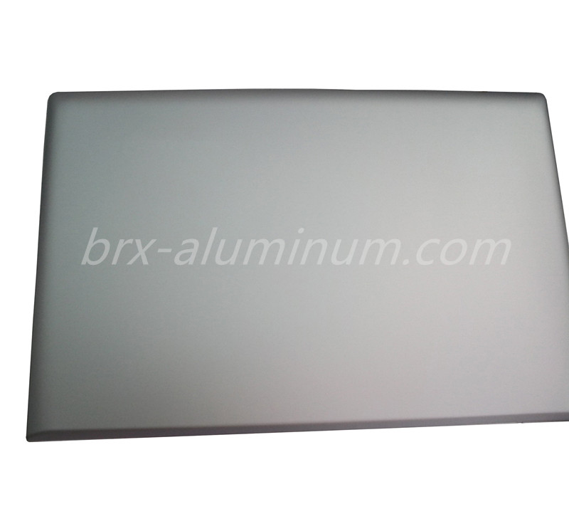 Sandblasted aluminum laptop shell