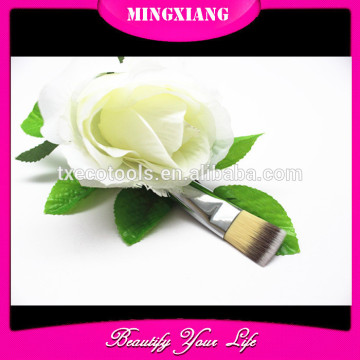 Easy and convenient to wash nylon hair makeup brushes