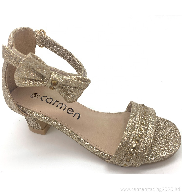 New peep-toe low-heeled princess sandals